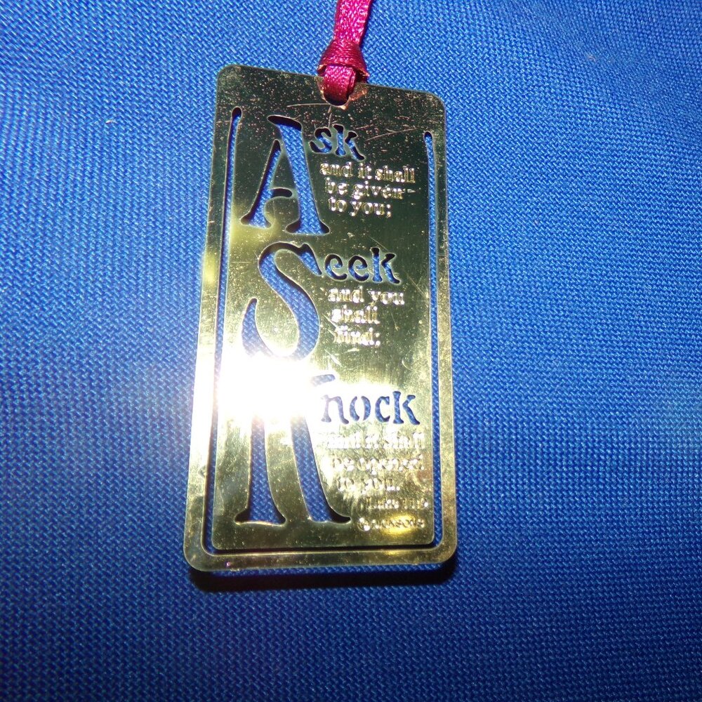 Vintage Dicksons Gold Tone Metal Cutout Religious Divided Bookmark w/ Red Ribbon